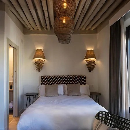 Апартаменты Home4u, Plaza Nueva 2 Гранада
