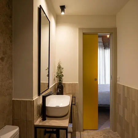 Home4u, Plaza Nueva 2 Гранада